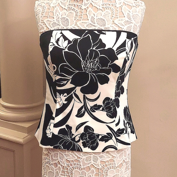 White House Black Market Tops - WHITE HOUSE BLACK MARKET Black and White Floral Bustier